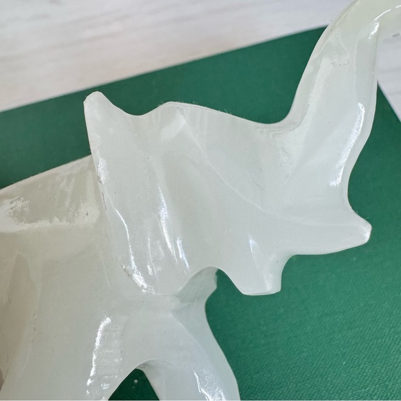 Vintage Alabaster Elephant Figure - Picture 3 of 5